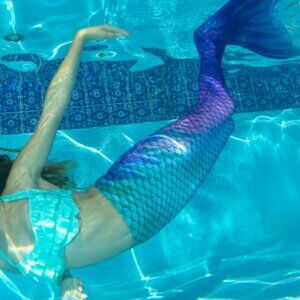 Dress Up/Swim Like a Mermaid: Fin Fun Mermaid Tails + Monofin Size 6